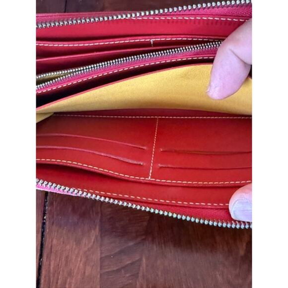 GOYARD  Goyardine Matignon Zip Around GM Wallet Red*EXCELLENT condition*BOX - Picture 14 of 16